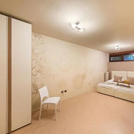 Valeria Pt 6 Comfortable Holiday Villa